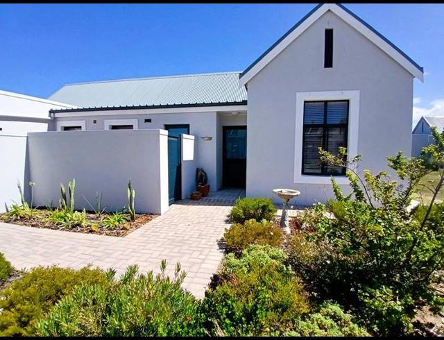 3 BEDROOM HOUSE FOR SALE IN STILBAAI-WES
